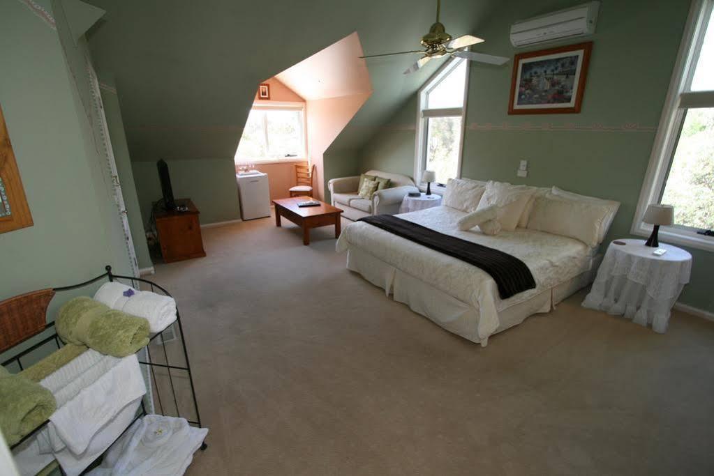 Silver Waters Bed & Breakfast Cowes Exterior photo